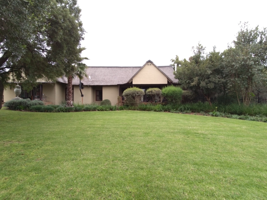 4 Bedroom Property for Sale in Kshane North West